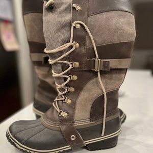 Sorel Womens Conquest Carly Boots Sz 10.5 Like New